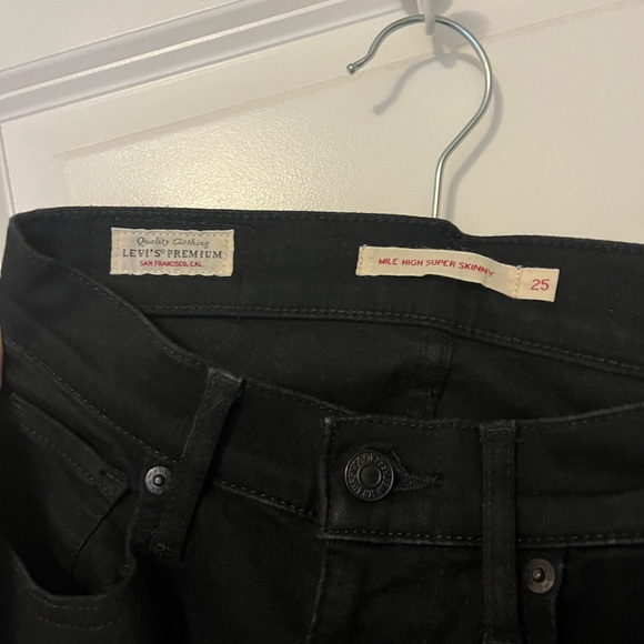Levi’s - Mile High Super Skinny - 25 - Picture 3 of 4